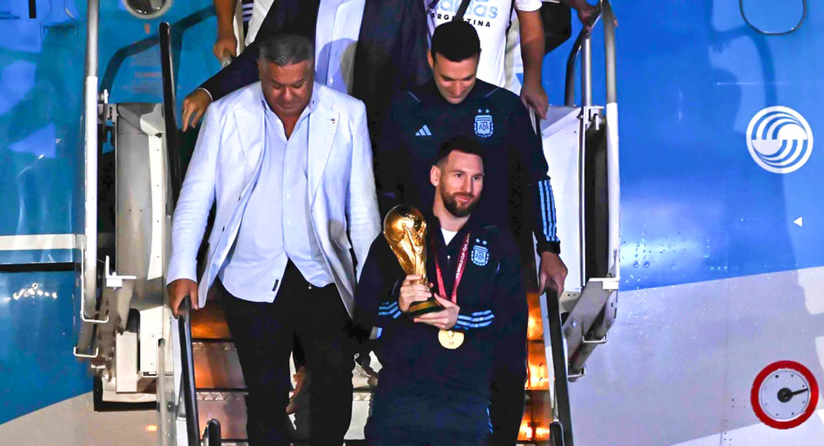 দুর্ঘটনা থেকে বেঁচে গেলেন মেসি